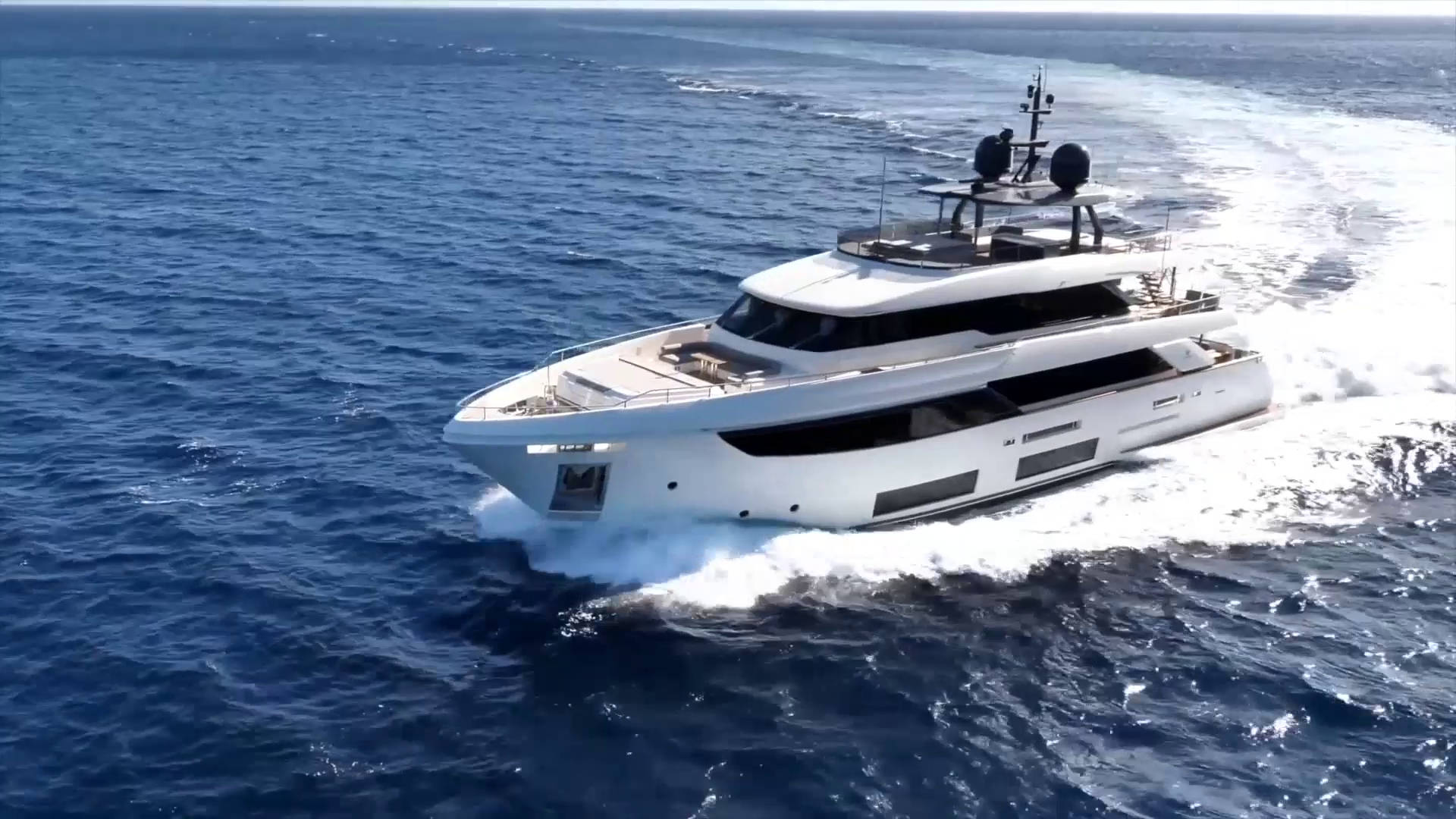 Custom Line Navetta Navetta 33